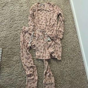 Childhoods Clothing 2 piece PJs in Ditsy Floral